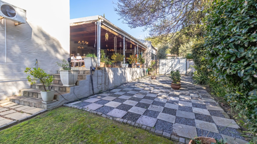 4 Bedroom Property for Sale in Groenvlei Western Cape